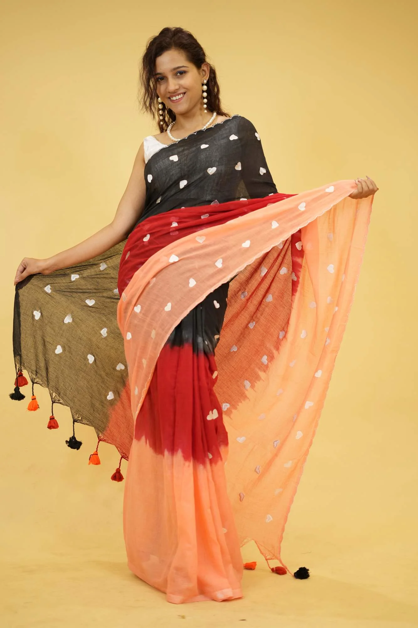 Mulmul Cotton with Delicate Thread Heart Motifs Ready To Wear Saree - Image 6