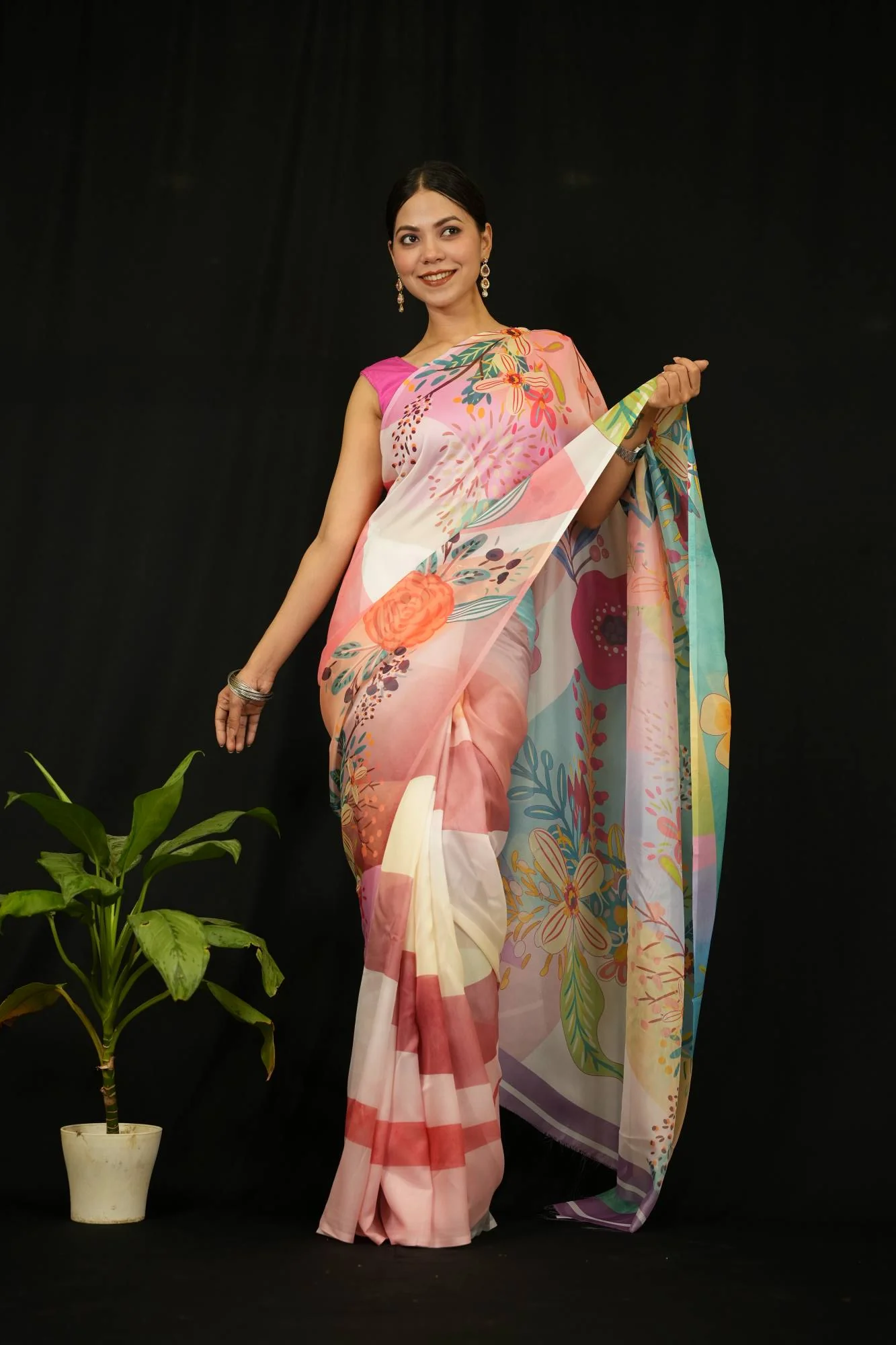 Abstract Art Georgette Saree ready to wear saree - Image 4