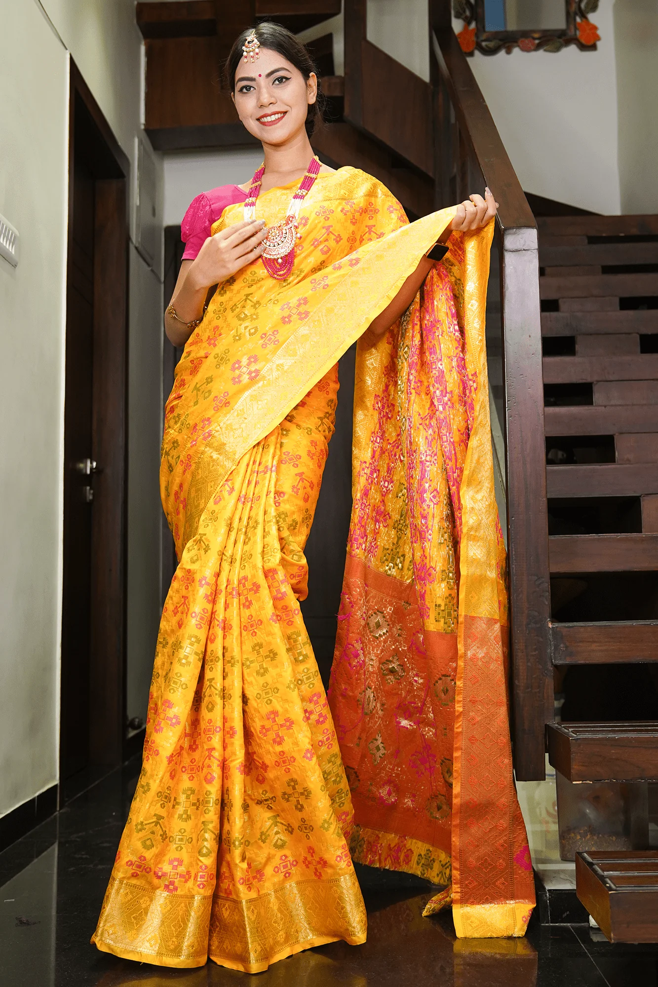 Patola banarasi woven zari border and pallu wrap in 1 minute saree - Image 4