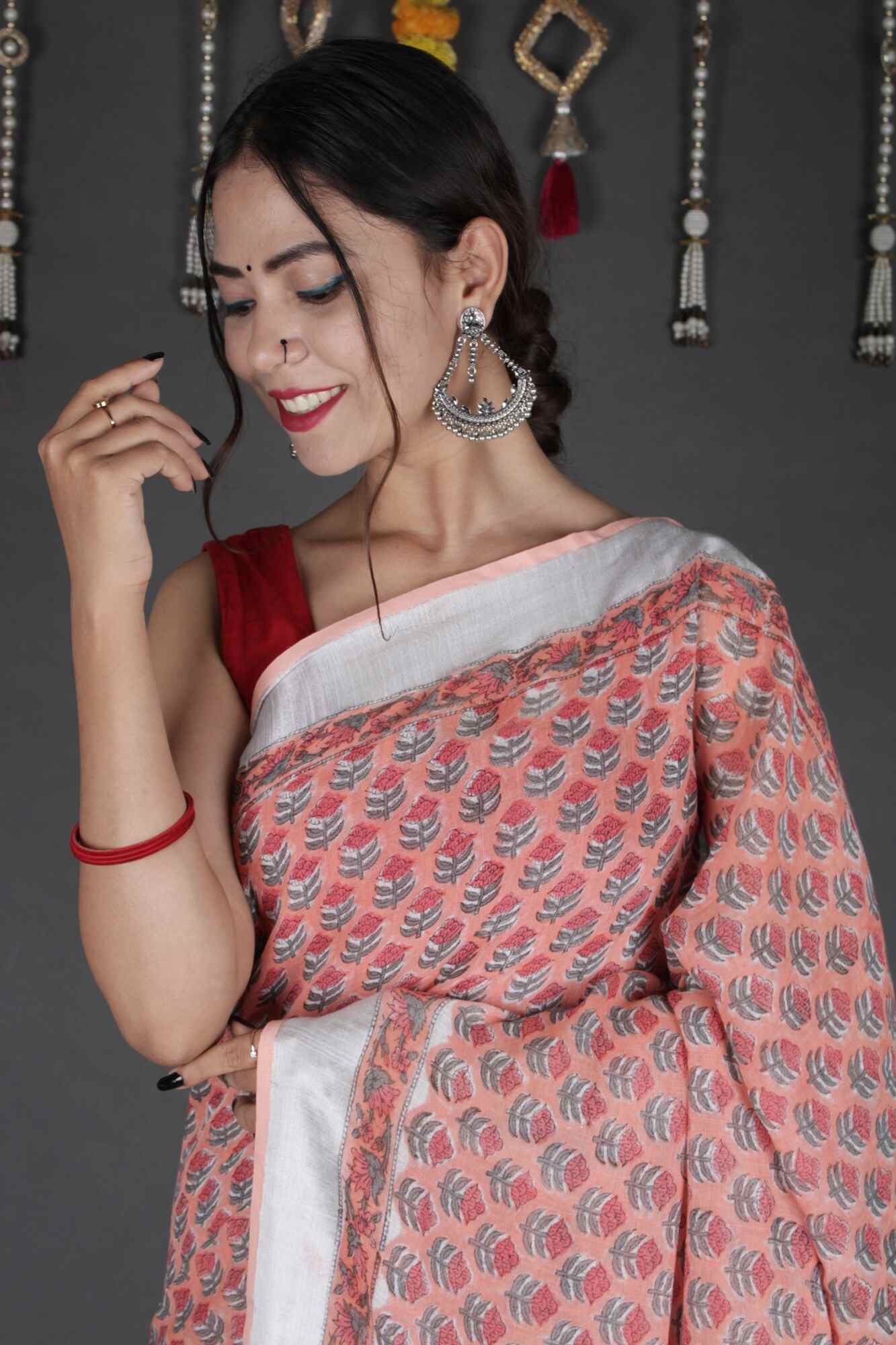 PEACH , ORANGE AND WHITE SOFT LINEN HANDBLOCK PRINTED WRAP IN 1 MINUTE SAREE - Image 7