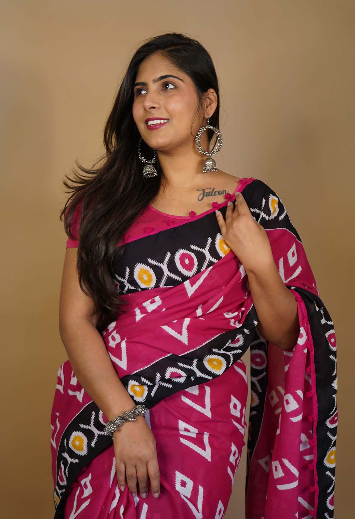 PINK & BLACK COTTON MUL MUL PRINTED WRAP IN 1 MINUTE SAREE WITH POMPOM - Image 5