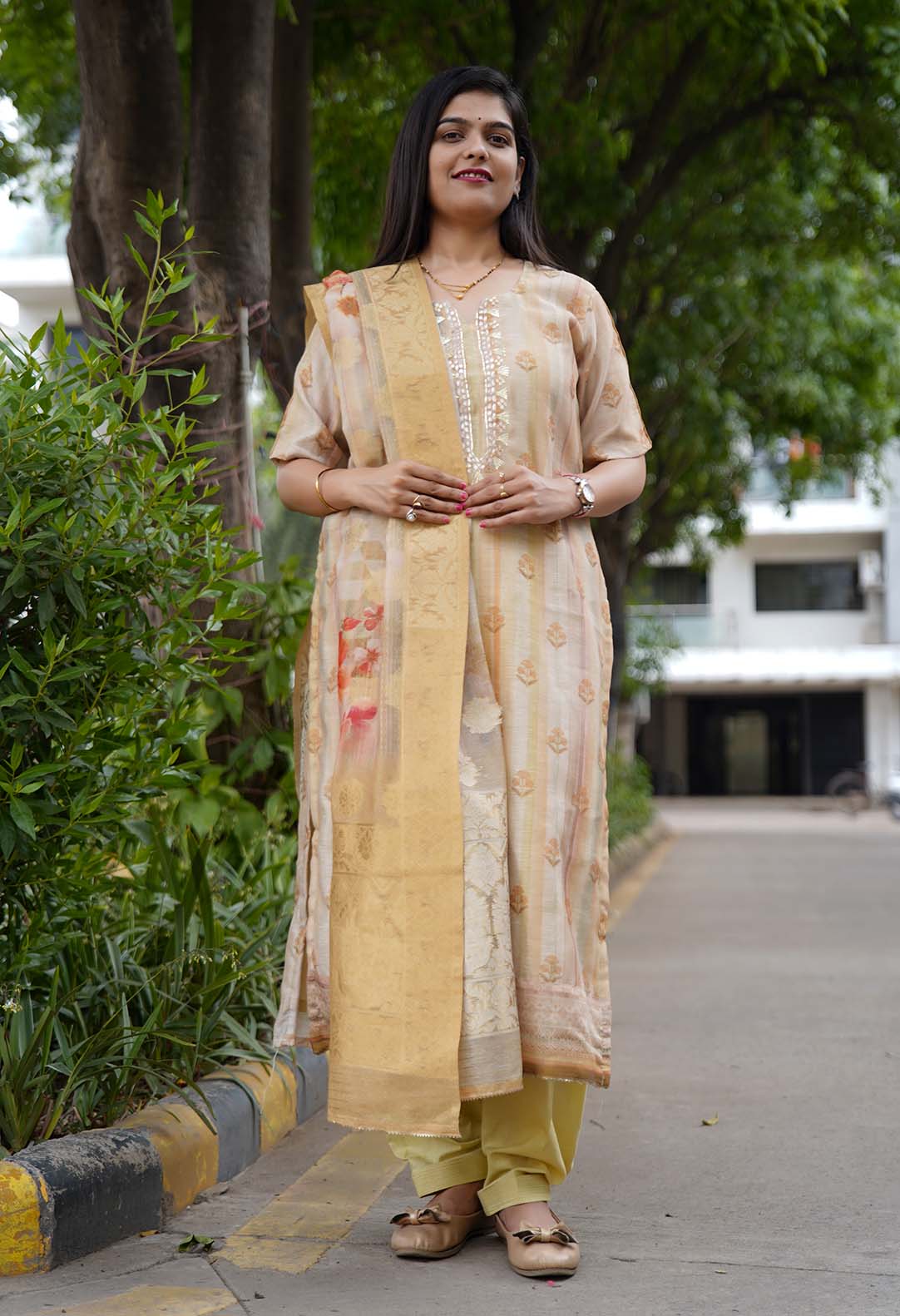 Plus size Salwar Kameez with Ethnic designed printed Dupatta With Styled kurti & Salwar - Image 5