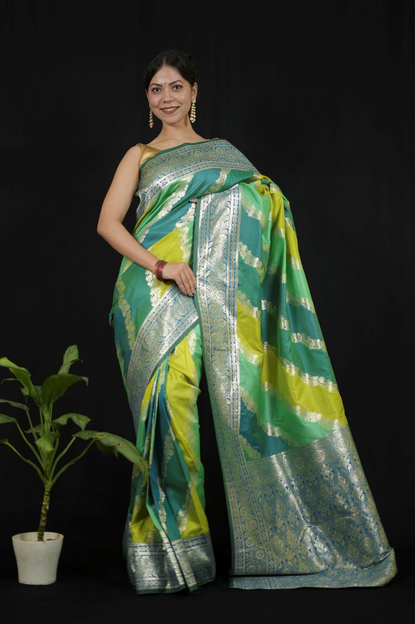 Banarasi ready to wear saree - Image 2