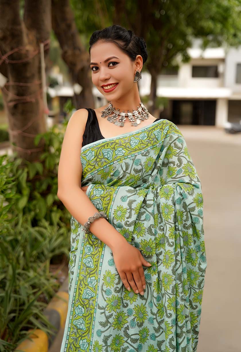 Prepleated saree olive intricate Jaipuri Sanganeri mulmul one minute saree - Image 5
