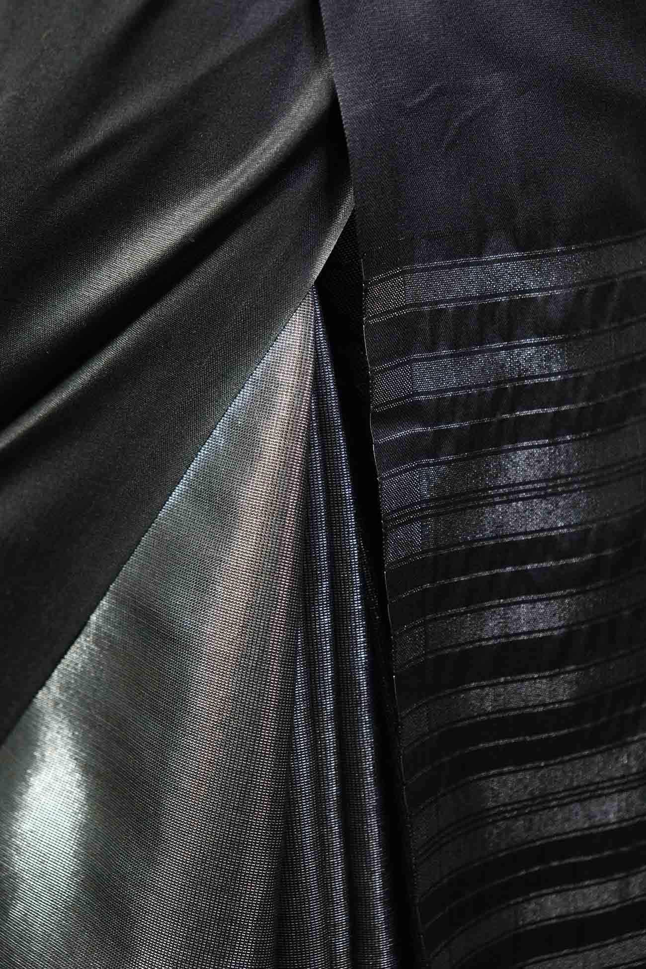Ready To Wear Beautiful Black & Silver Kanjivaram Cotton Silk Woven Ornate Palla Wrap in one minute saree - Image 9