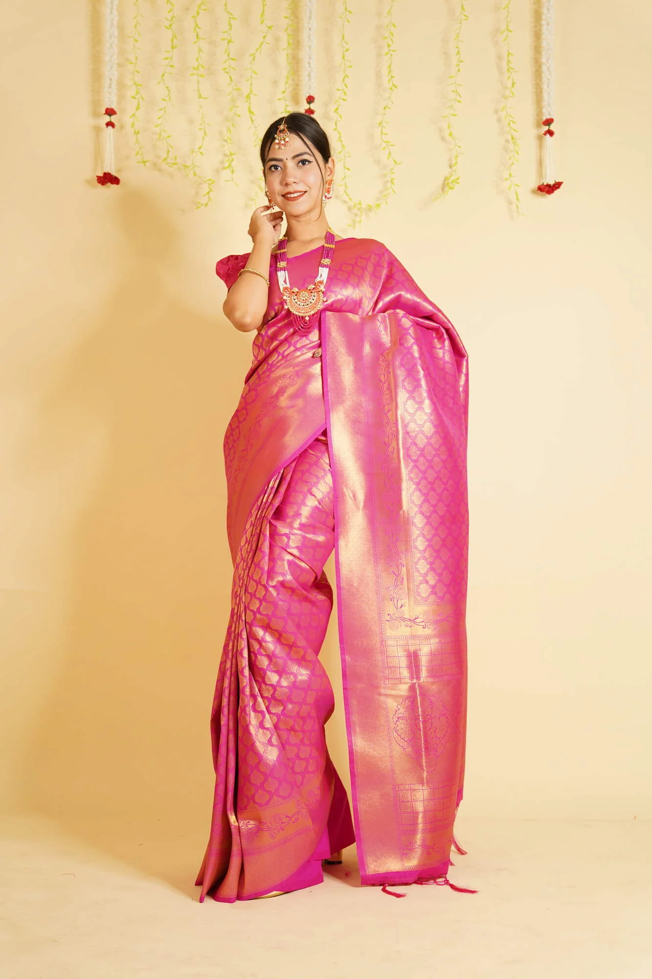 Ready to Wear Pink & Gold-Toned Woven Banarasi Saree Wrap in 1 minute saree - Image 5