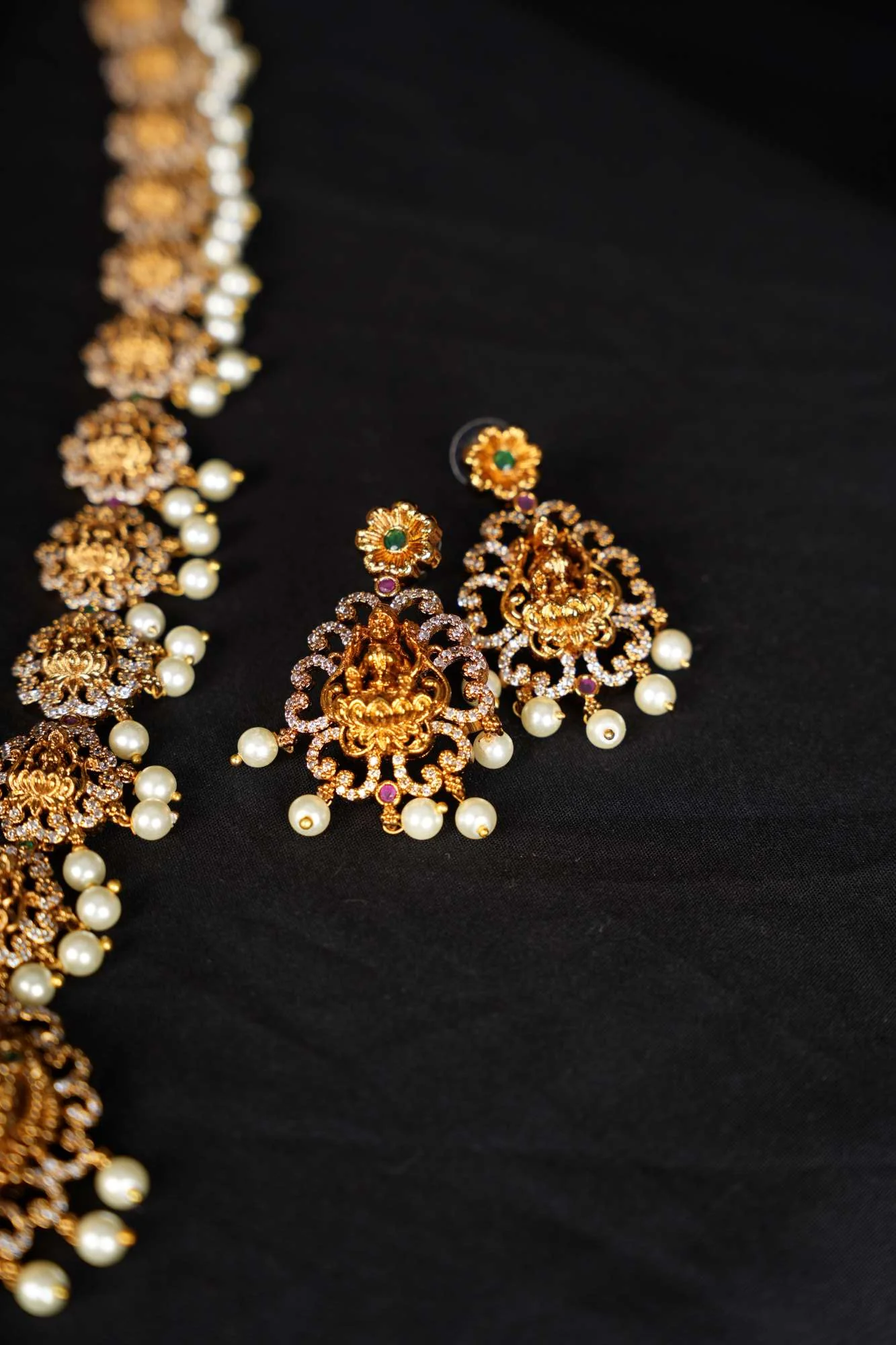 Regal Goddess Temple Jewelry Set with Intricate Gold Detailing and Pearl Accents - Image 10