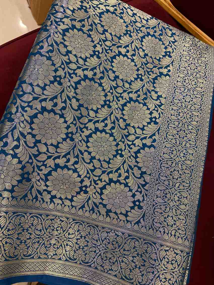 Rich Soft Banarsi With Heavy Zari Jaal Woven & Ornate Palla Ready To Wear Saree - Image 4