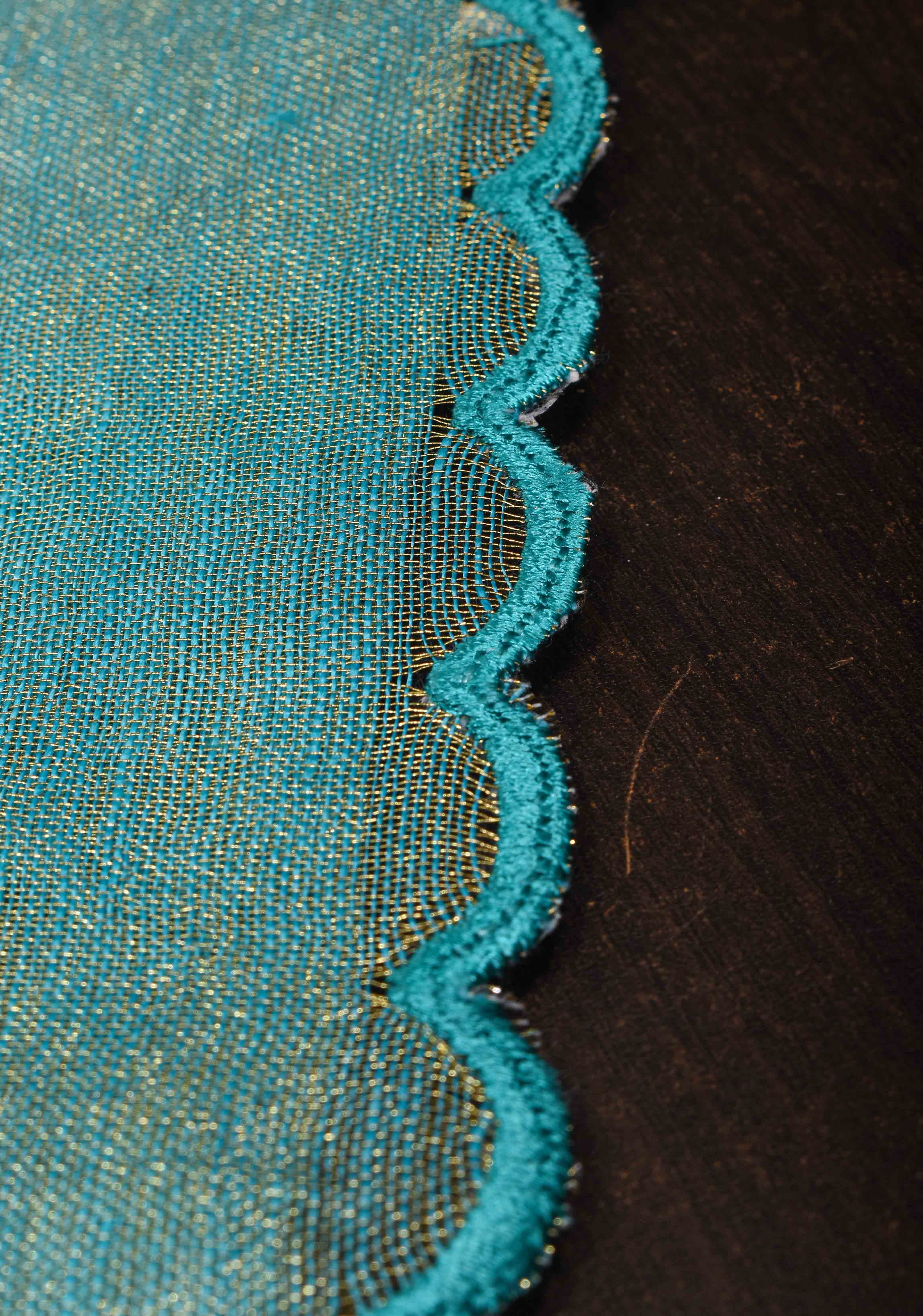 Sea Green Scalloped Tissue Linen Saree and Golden border | Shobitam - Image 7