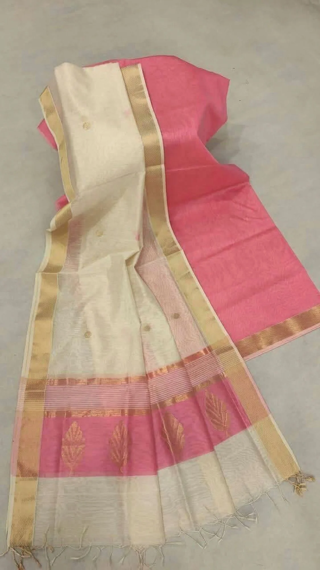 The Softest Shade of Grace — Our Blush & Ivory Handloom Ready to Wear Saree - Image 14