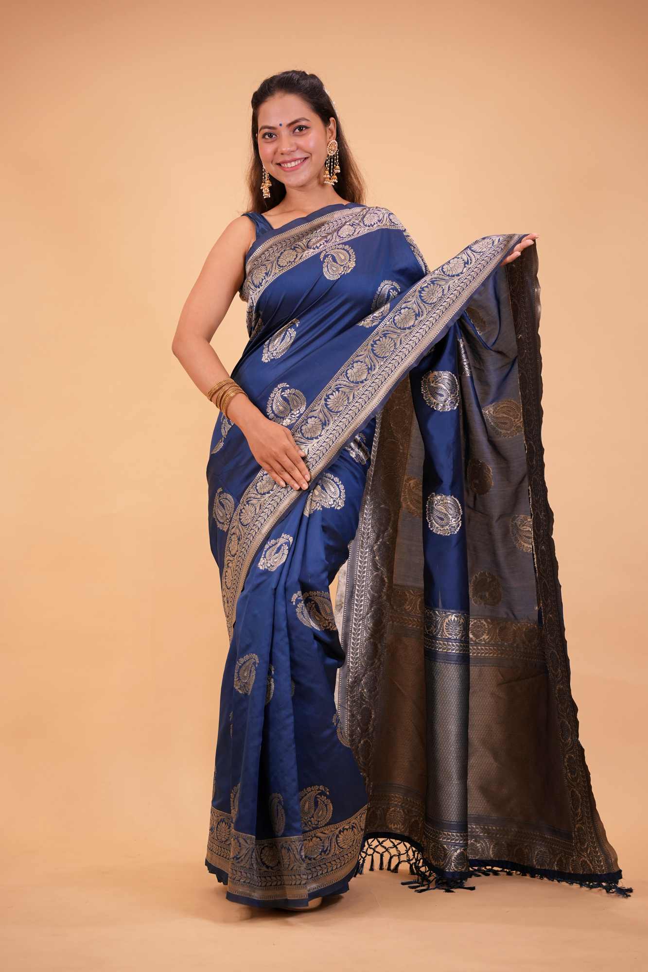 Silk with Intricate Zari Woven Design Ready To Wear Saree - Image 5