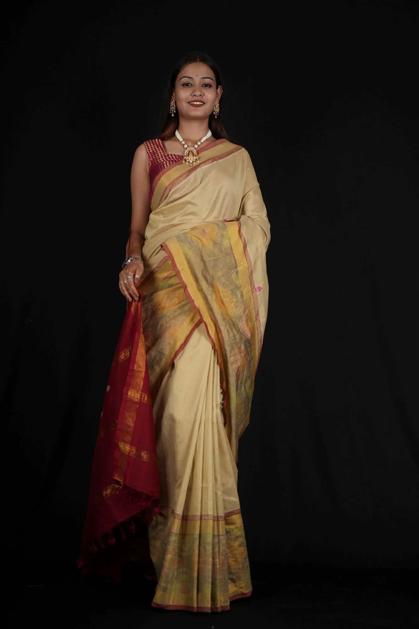 Uppada Silk With Pochampalli Ikkat woven Border & butta Overall Ready To Wear Saree - Image 4