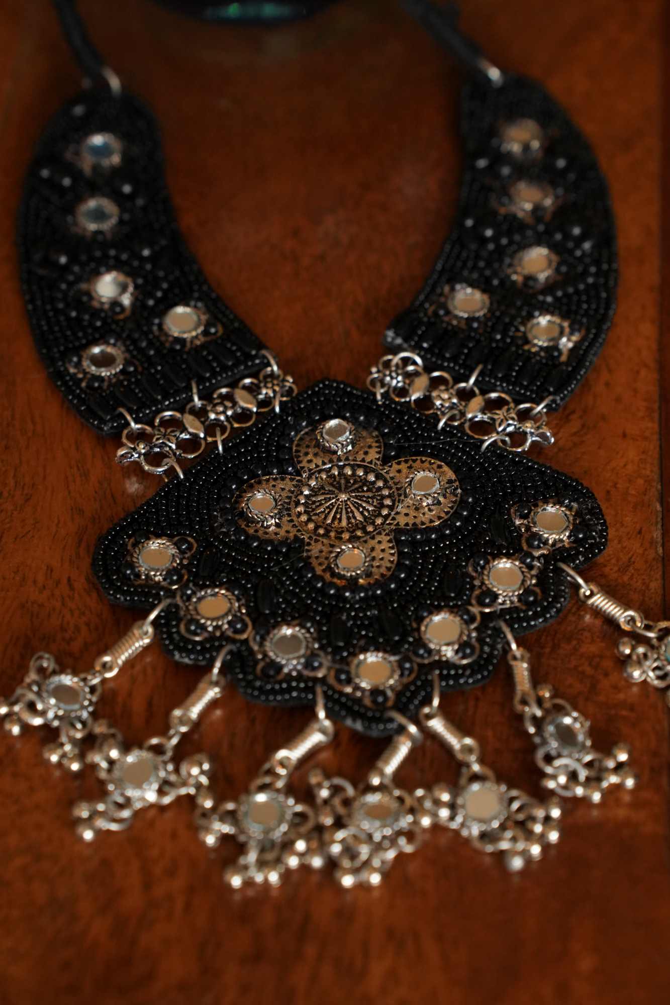 Silver Plated With Black Moti & Mirror Embllished Oxidised Necklace - Image 5