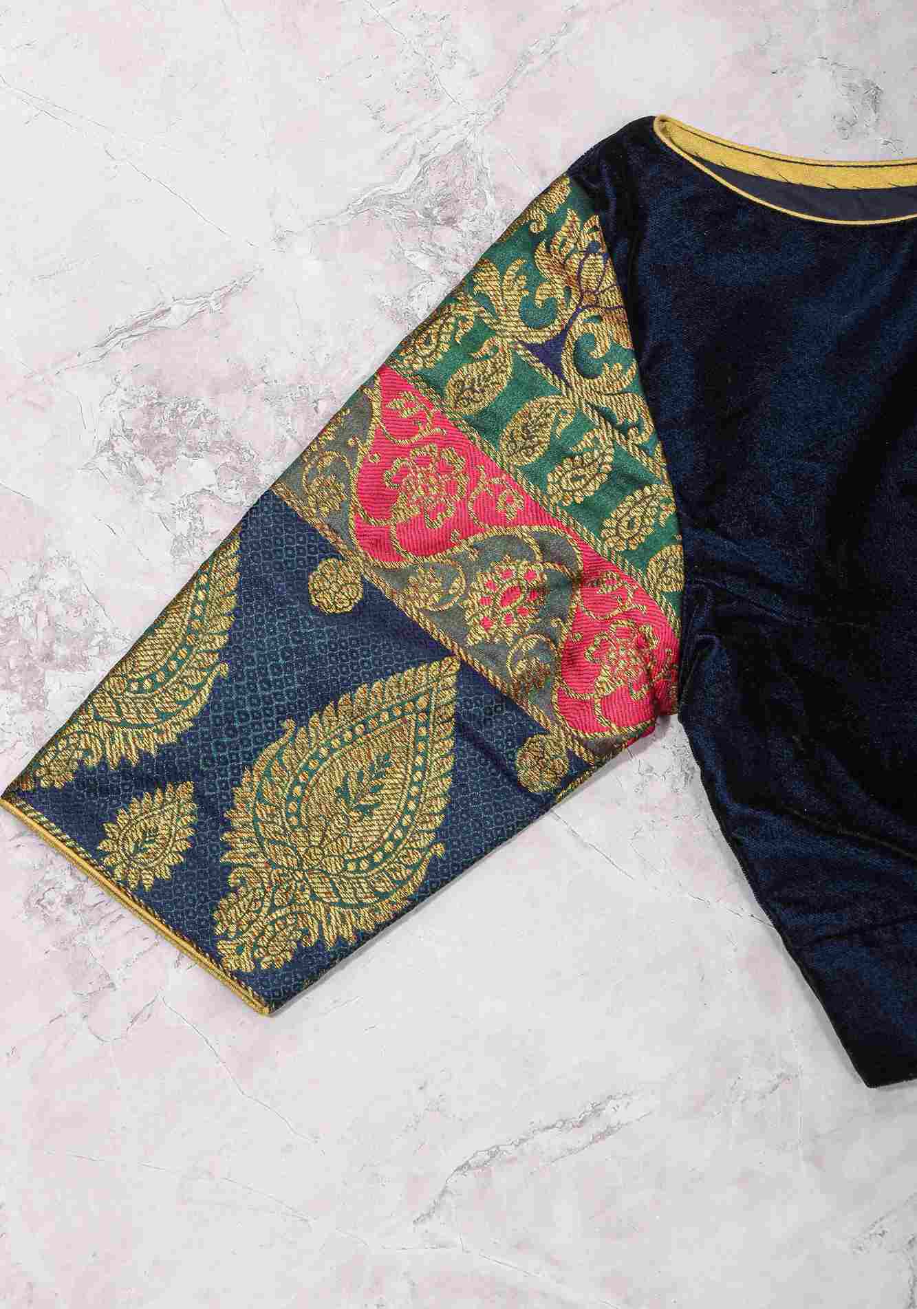 Size 32 : Regal Velvet and Banarasi multihue Sleeves Blouse - Image 5
