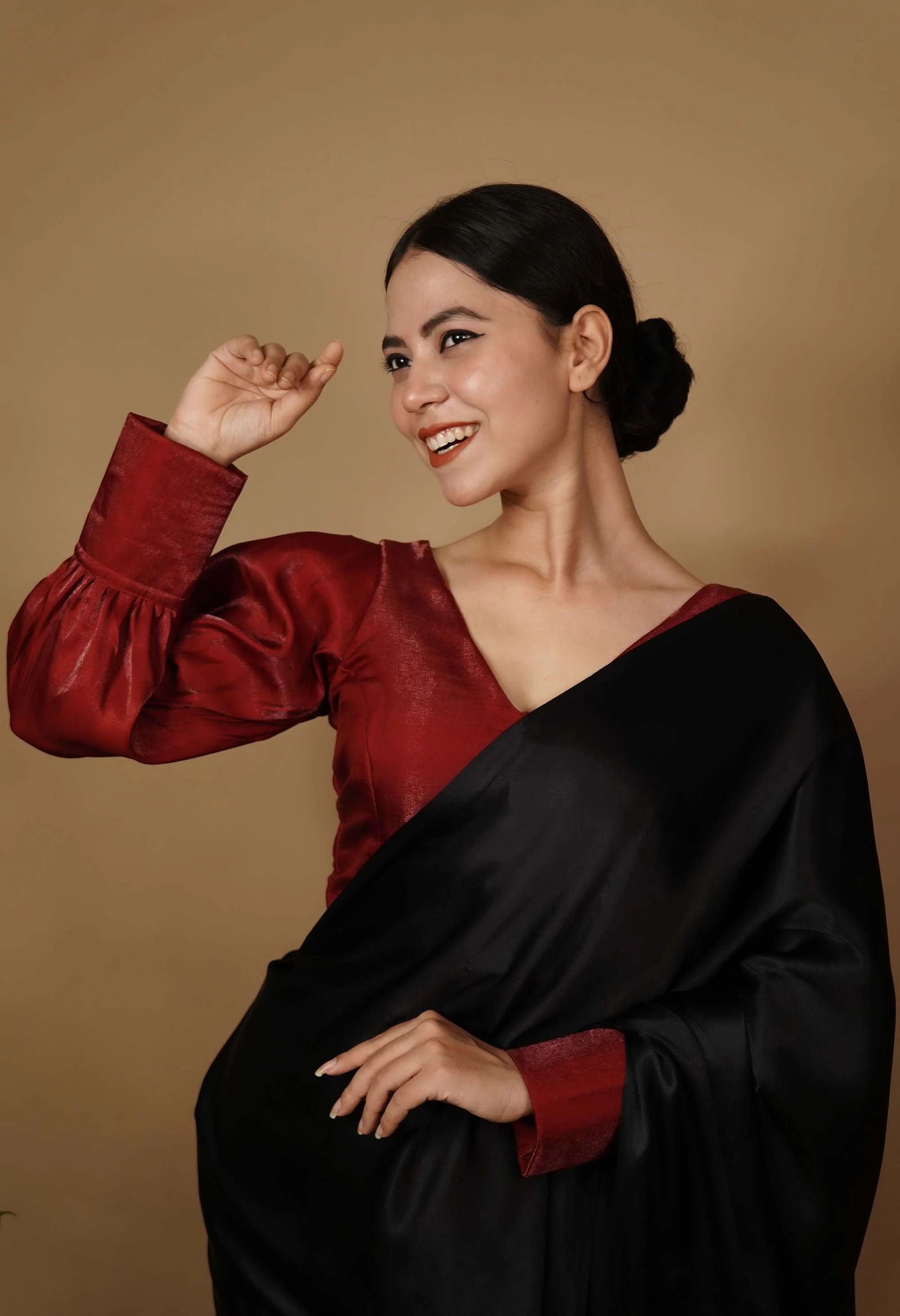Stylish Maroon Full Puff Sleeves With cuffs &  Princess cut Designer blouse - Image 2