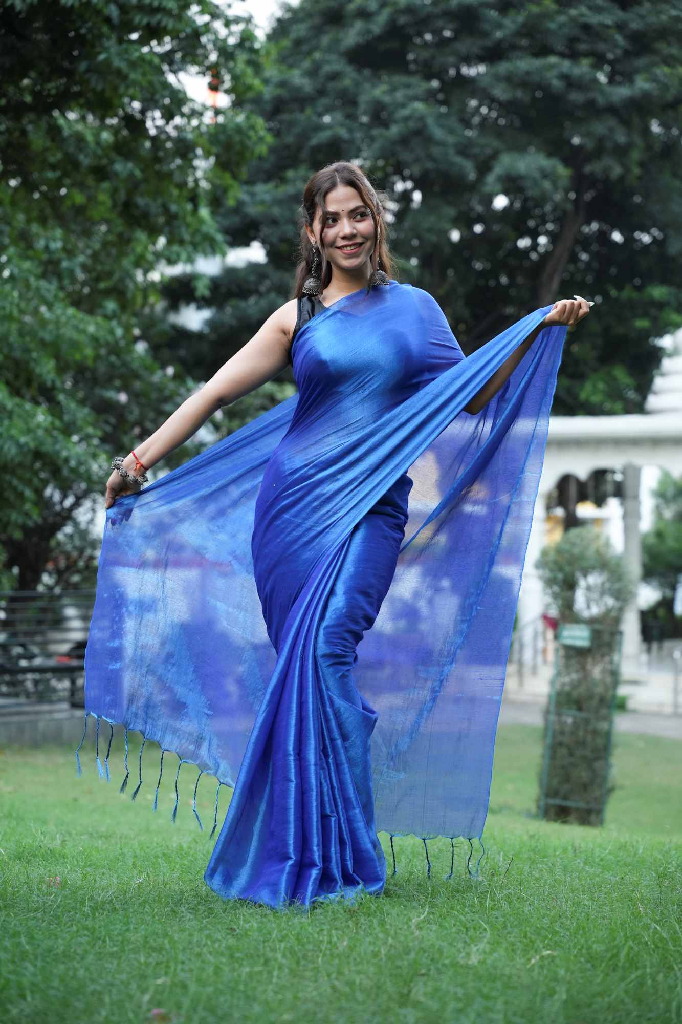Tissue silk with  Two Ton Tassels on palu Ready To Wear Saree - Image 4