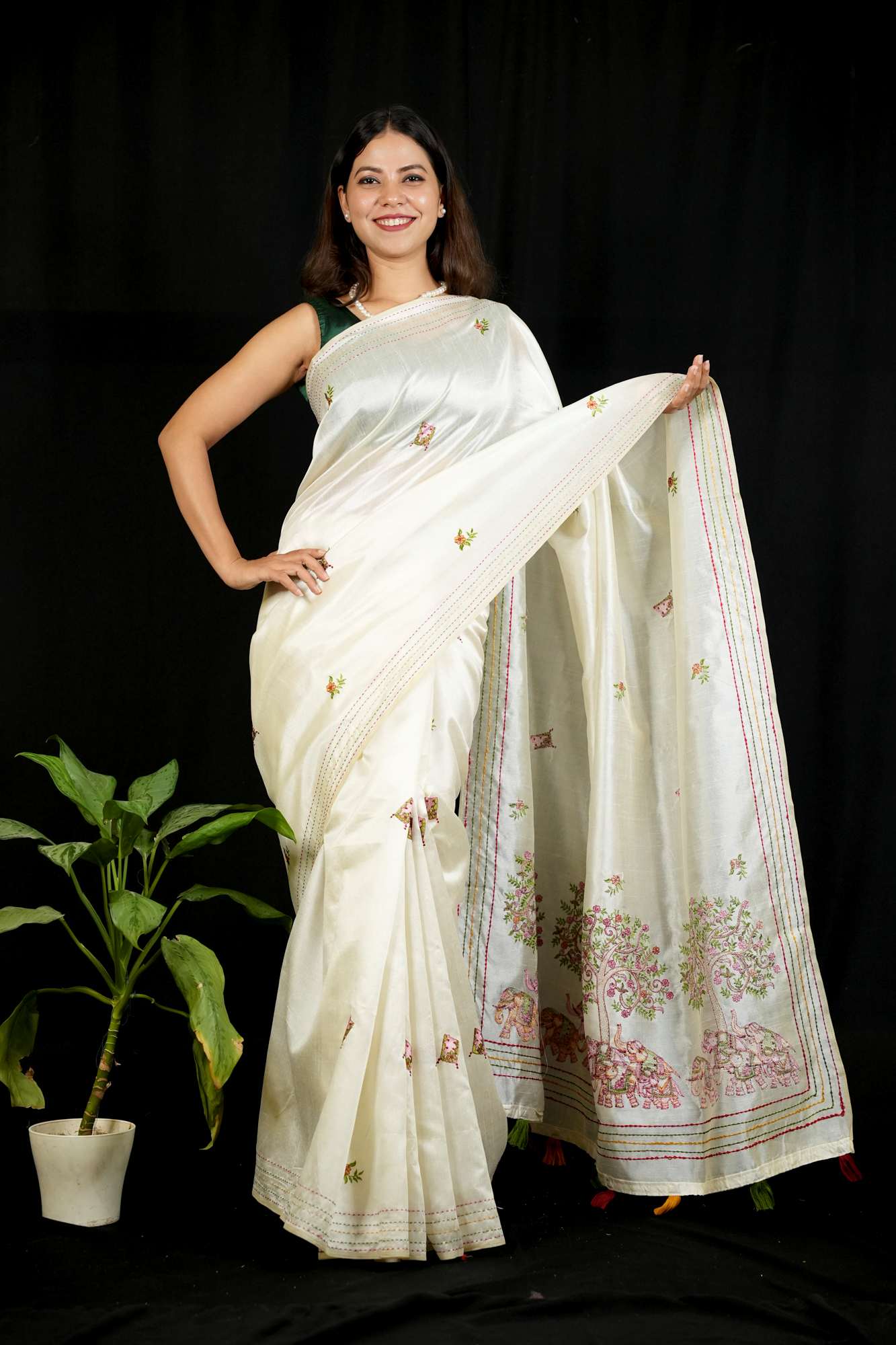 Traditional Multi Thread Art Work Pallu Ready To Wear Saree - Image 2