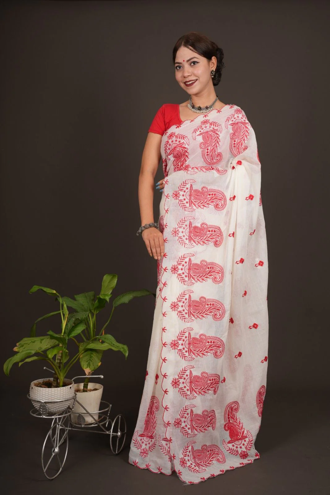Traditional Pure Cotton With Red Embroidery Art & DurgaMaa Bangali Handloom Wrap in 1 minute saree - Image 5