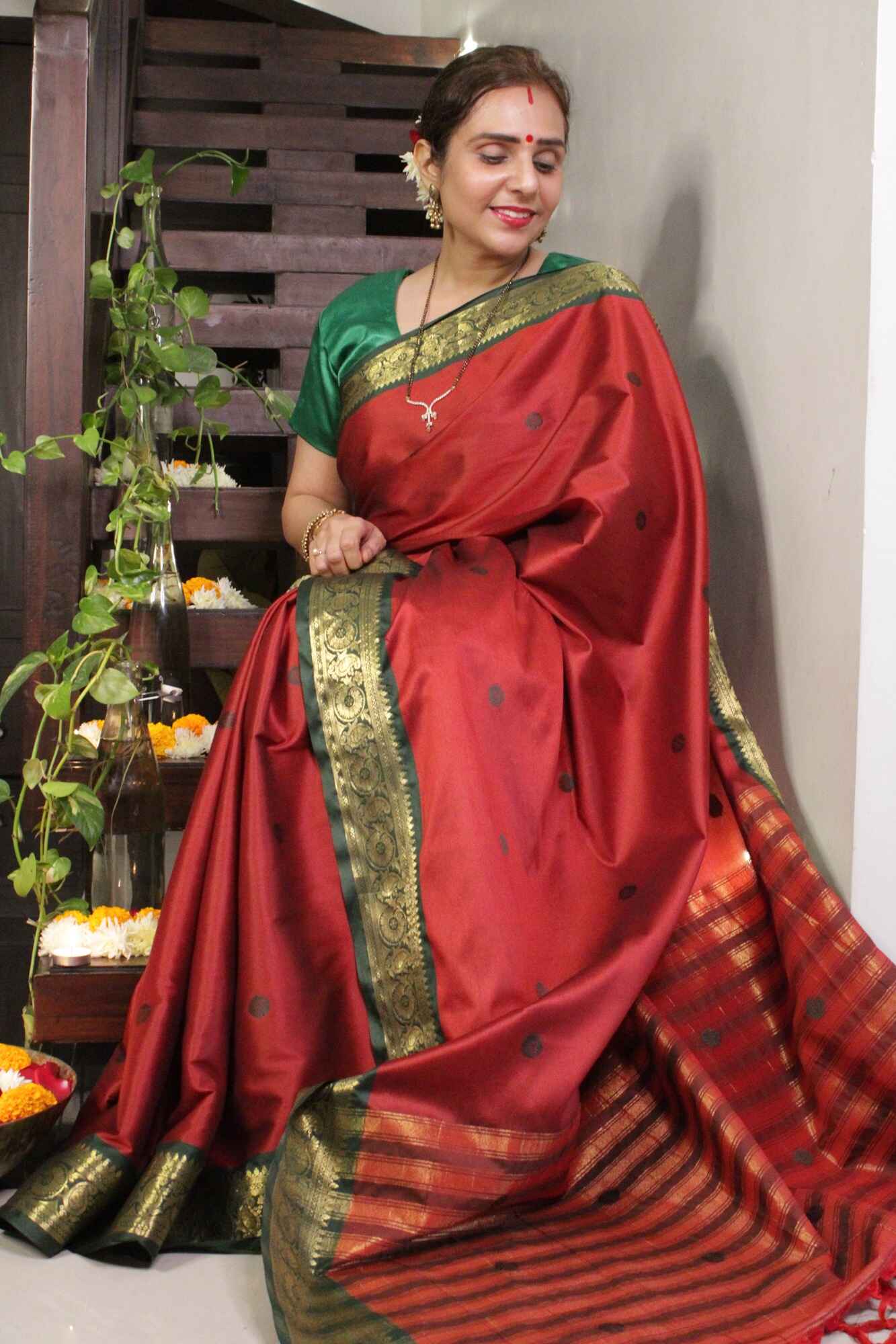 Traditional south silk Mangalgiri Maroon with woven green zari border ornate pallu 1 minute saree - Image 4