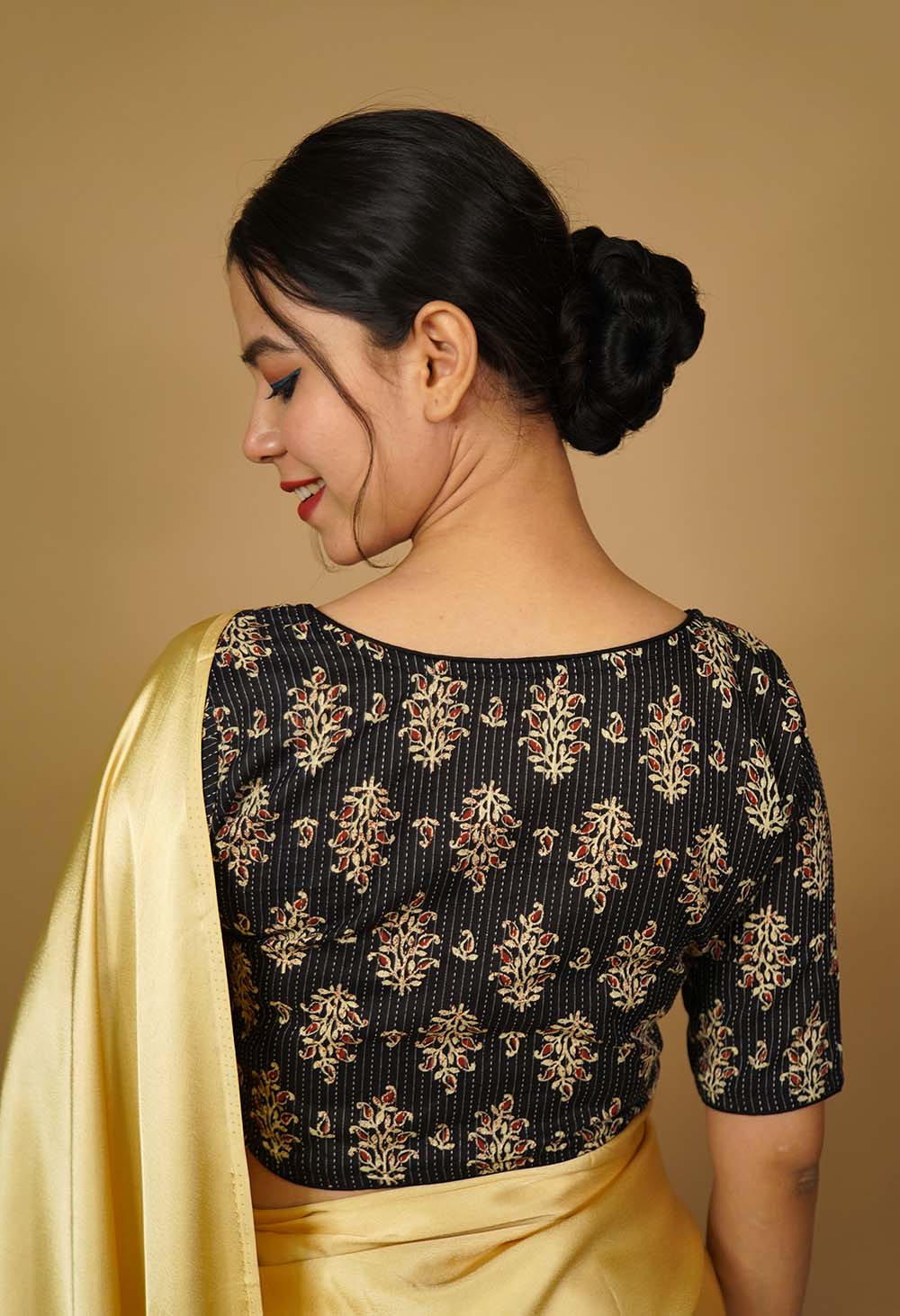 U Neck Black Block Printed front Hooks piping Detailed Soft Cotton Blouse - Image 4