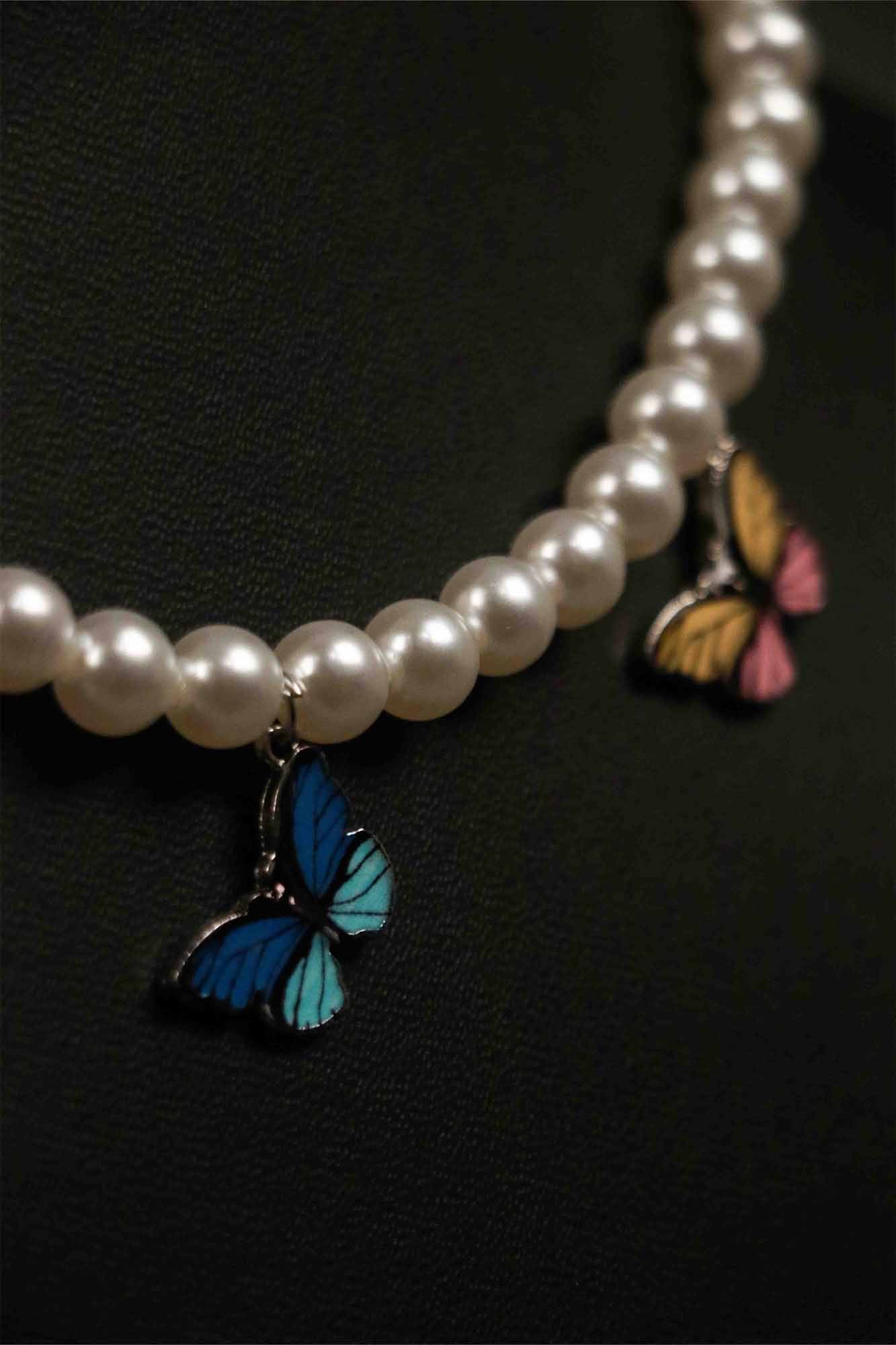 White Gold-Plated Pearl & Butterfly Chain Necklace - Image 3