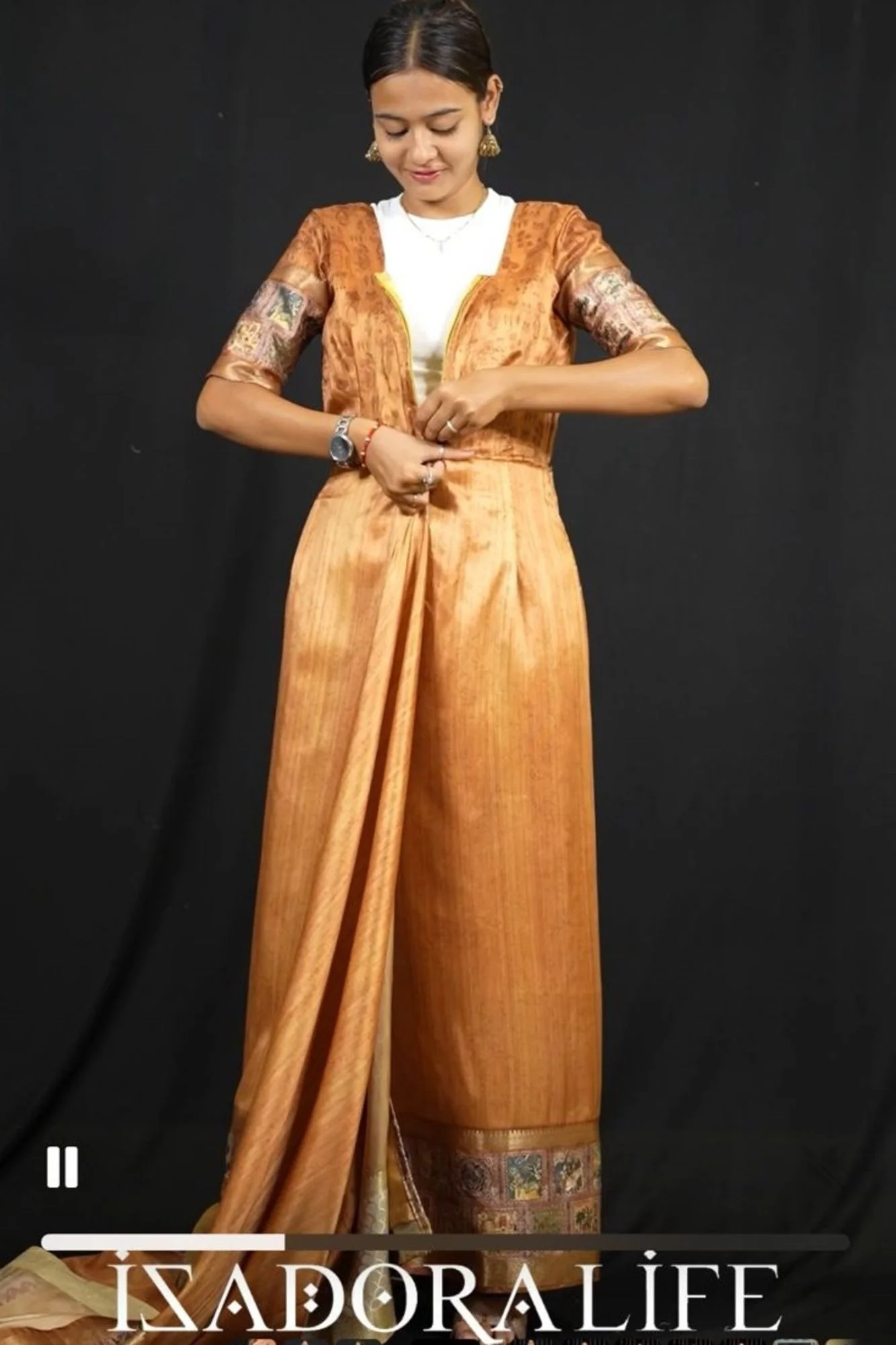 Zip & Go Saree:Mysore Inspired Silk with Kalamkari Motif Zip and Go saree - Image 4